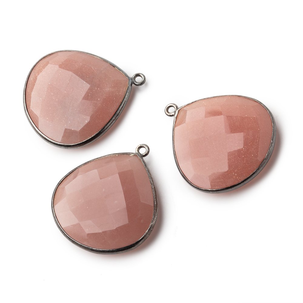 26x26mm Black Gold .925 Angel Skin Peach Moonstone faceted heart Pendant 1 pc