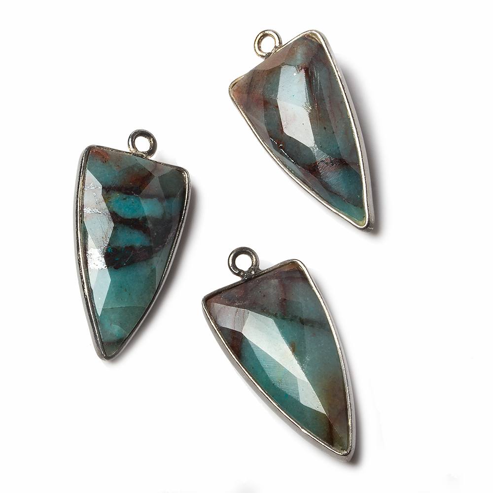 21x11mm Black Gold Bezel Chrysocolla faceted point 1 focal bead