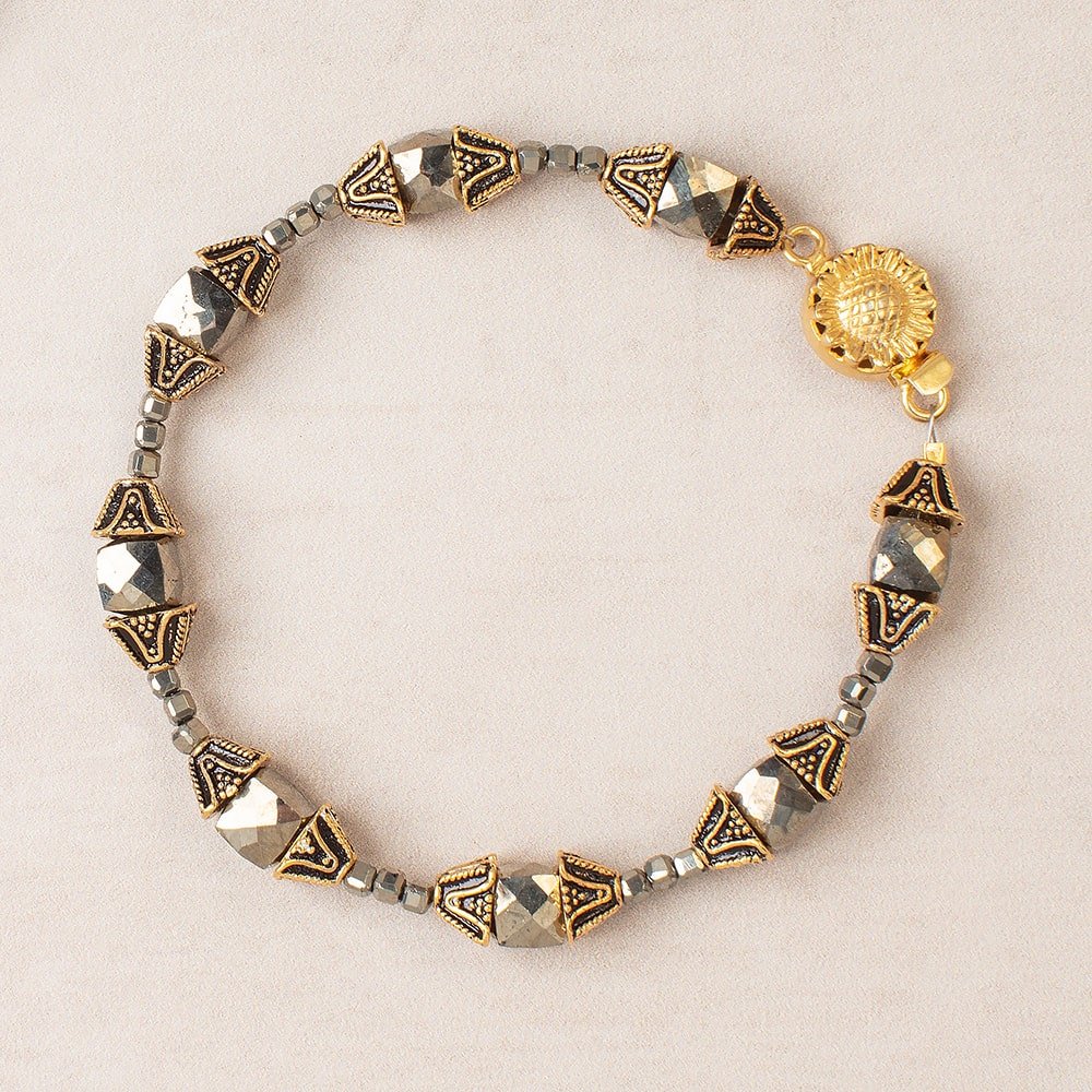 8x5mm Antiqued 22kt Plated Copper Pyramid Square Bead Cap 8 inch 40 pieces