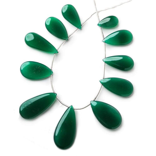 18x10-37x17mm Forest Green Chalcedony Plain Pears 7 inch 11 beads
