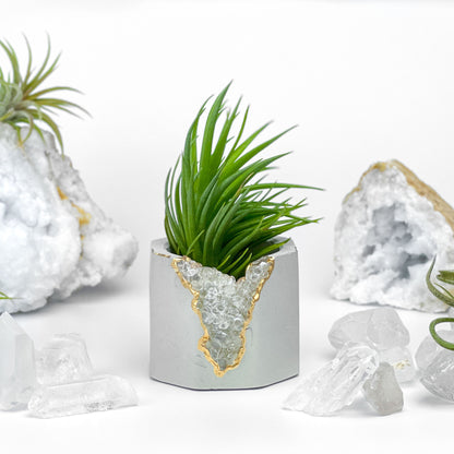 CLEAR QUARTZ GEODE PLANTER
