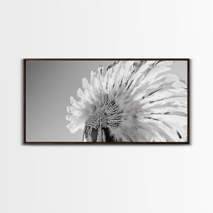 Kopfschmuck der Ureinwohner, Federkrone, Kulturelle Hommage, Leinwanddruck, Boho-Ethno-Dekor, Wandbild fürs Schlafzimmer, Monochromer indigener Stil