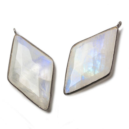 44x25mm Black Gold .925 Bezel Rainbow Moonstone faceted Kite Pendant 1 piece