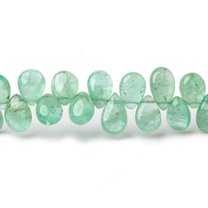 4.5x3-7.5x5mm Colombian Emerald plain pears 7.5 inch 67 beads
