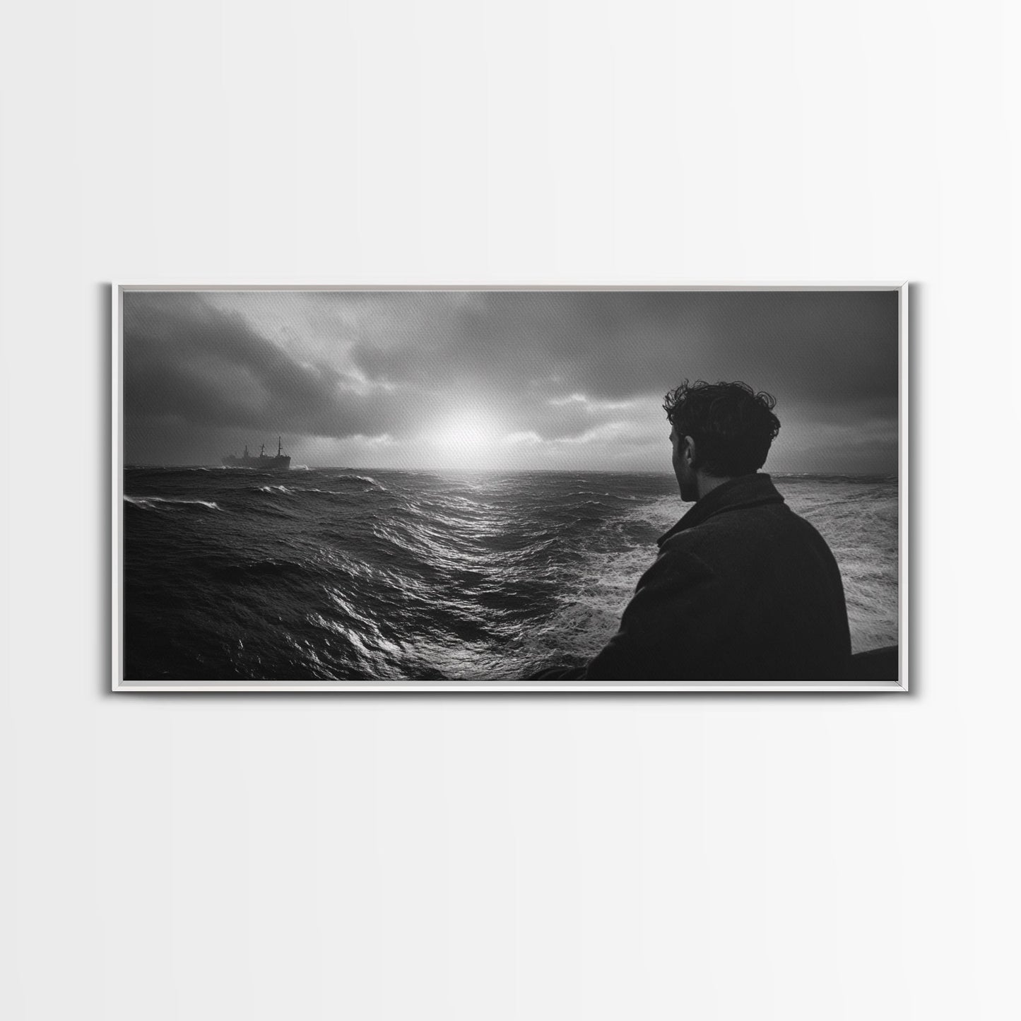 Mann beobachtet Meer, stürmischer Ozeanblick, emotionale Szene, Leinwanddruck, stimmungsvolle Küstendekoration, Wandbild fürs Büro, maritimer Monochrom-Stil