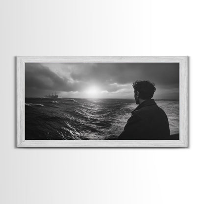 Mann beobachtet Meer, stürmischer Ozeanblick, emotionale Szene, Leinwanddruck, stimmungsvolle Küstendekoration, Wandbild fürs Büro, maritimer Monochrom-Stil