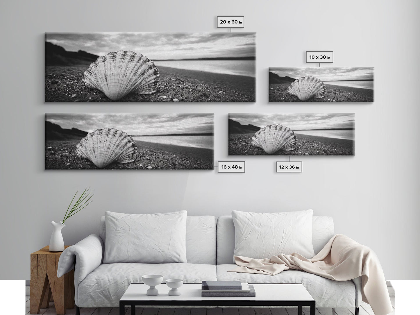 Muschel am Strand, Monochromes Küstenmotiv, Leinwanddruck, Boho-Wandkunst, Badezimmerdekoration, Natürliche Strandästhetik, Vom Meer inspirierte Kunst