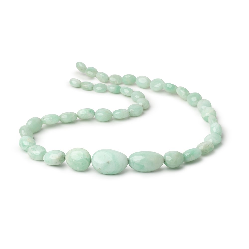 9x7-21x15mm Emerald Plain Nugget Beads 18 inch 39 pieces AA