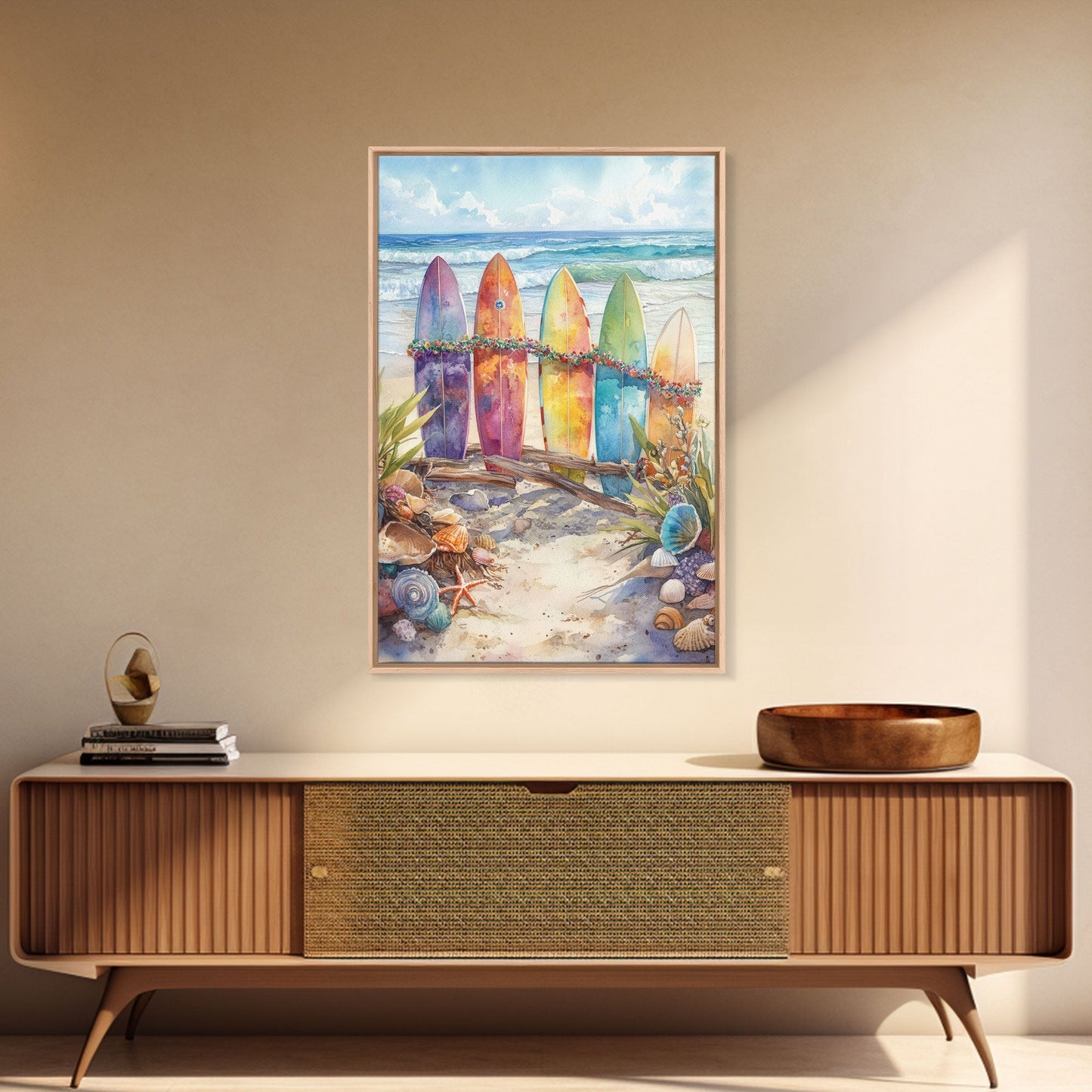 Weihnachts-Surfbretter am verschneiten Strand, gerahmter Leinwanddruck, tropische/maritime Weihnachtskunst oder Geschenkidee, Weihnachtsposter