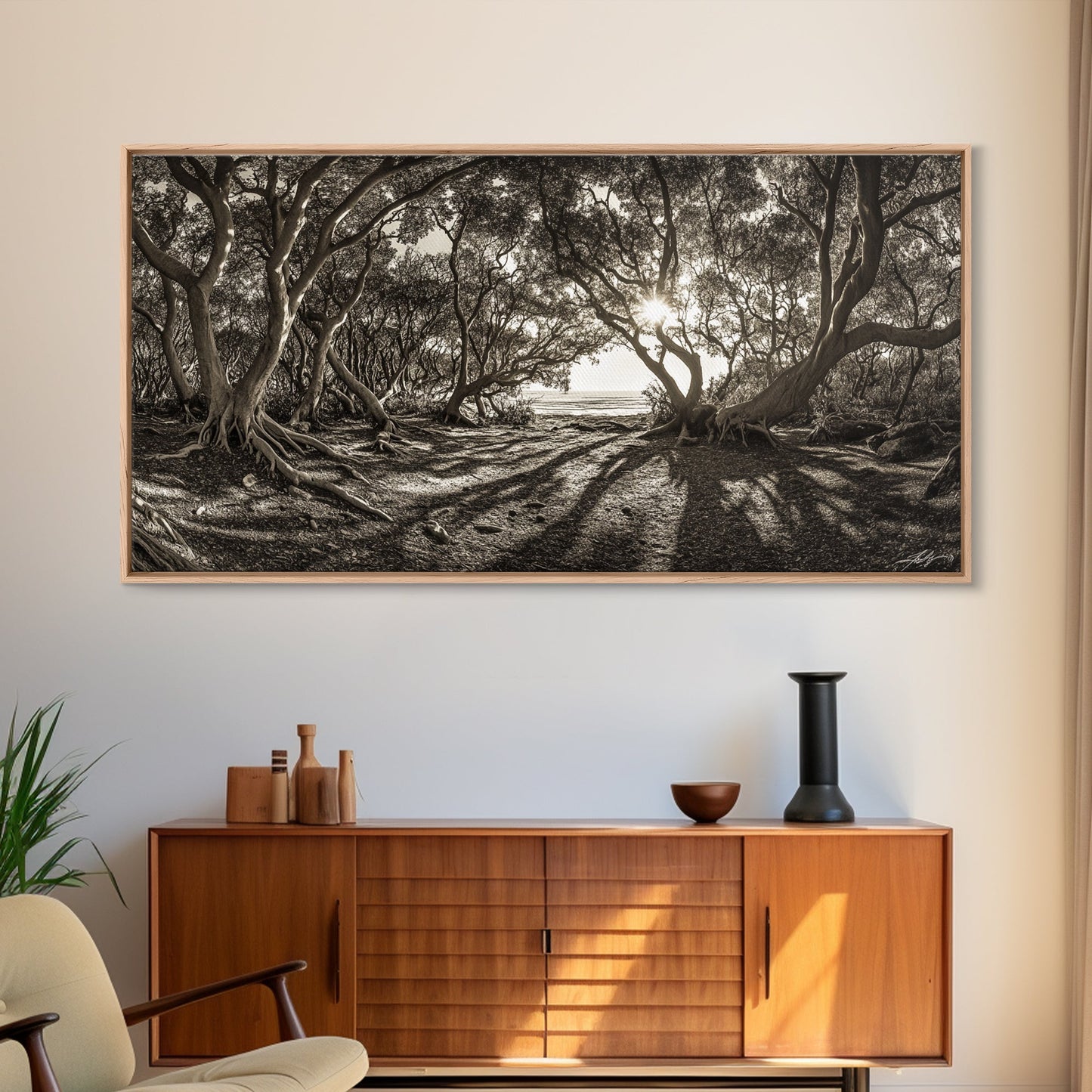 Verzauberter Wald – Licht, Baumschatten, Naturlandschaft, gerahmter Leinwanddruck, rustikale Wandkunst, Walddeko für den Eingangsbereich, Boho-Walddruck