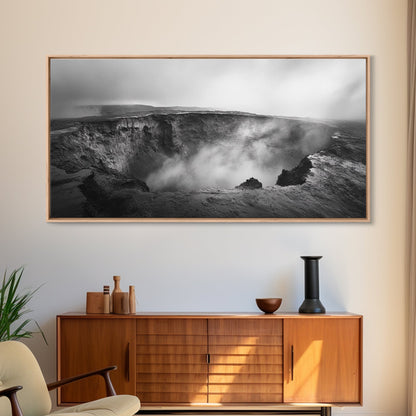 Vulkankrater, rauchige Erde, epische Landschaft, gerahmter Leinwanddruck, ausdrucksstarke Naturkunst, Dekoration fürs Arbeitszimmer, stimmungsvolle Schwarzweißfotografie