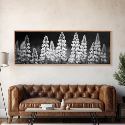 Lupinenblüte, Wilde Schönheit, Blumenstrauß, Leinwanddruck, Botanische Wanddekoration, Moderne Landhauskunst, Frühlingsmotiv fürs Wohnzimmer