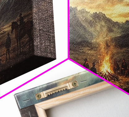 Cowboys am Lagerfeuer im Sonnenuntergang – Gerahmter Leinwanddruck im Westernstil – Perfekte Winterwanddekoration und rustikale Berghüttenkunst