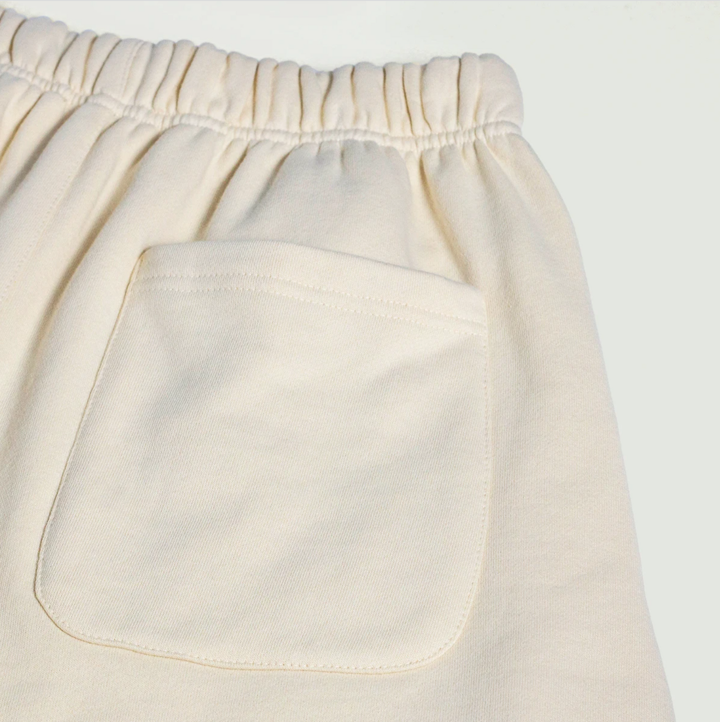 Fleece lined Oversized Sweatshorts [Beige]