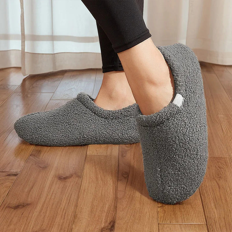 Fuzzy House Slippers for Women Warm Comfort Solid Bedroom Shoes Non-Slip Winter Plush Slippers