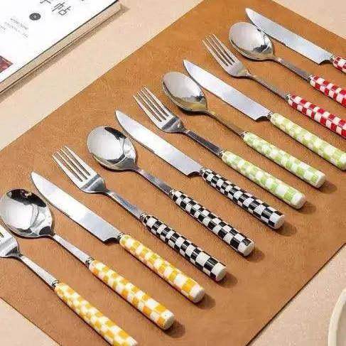 Cute Bear-Themed Flatware Set for Fun Mealtime Adventures